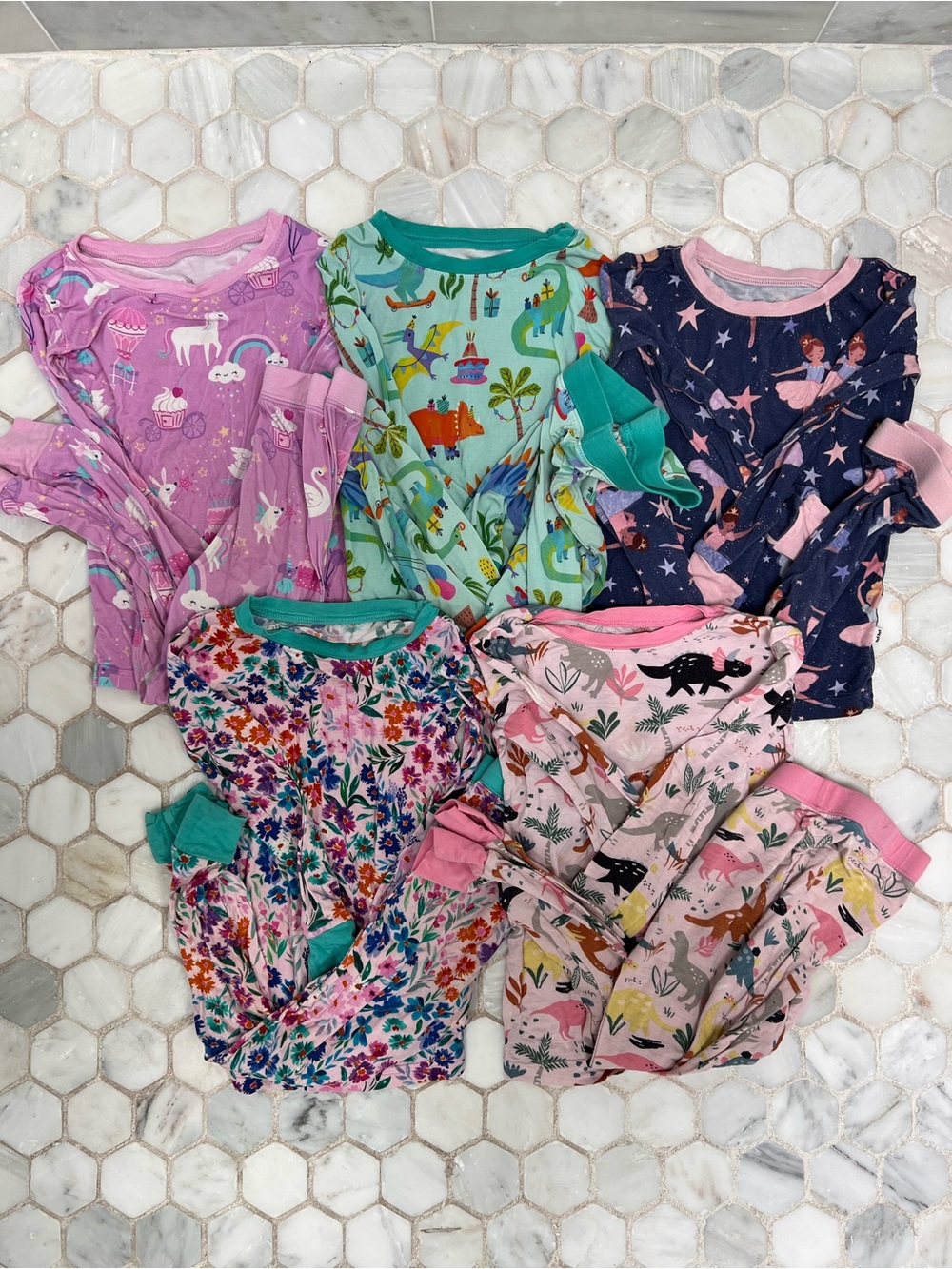 Little Sleepies - Lot of 5 sets - long sleeve pjs with pants - size 3T